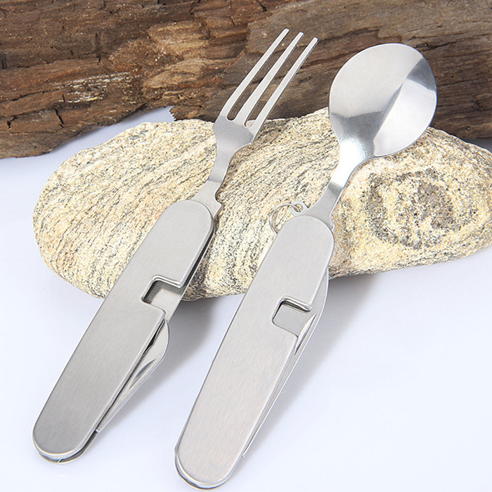 Set di stoviglie da esterno 4  - Camping Cooking Set For 4 recensione e prezzo